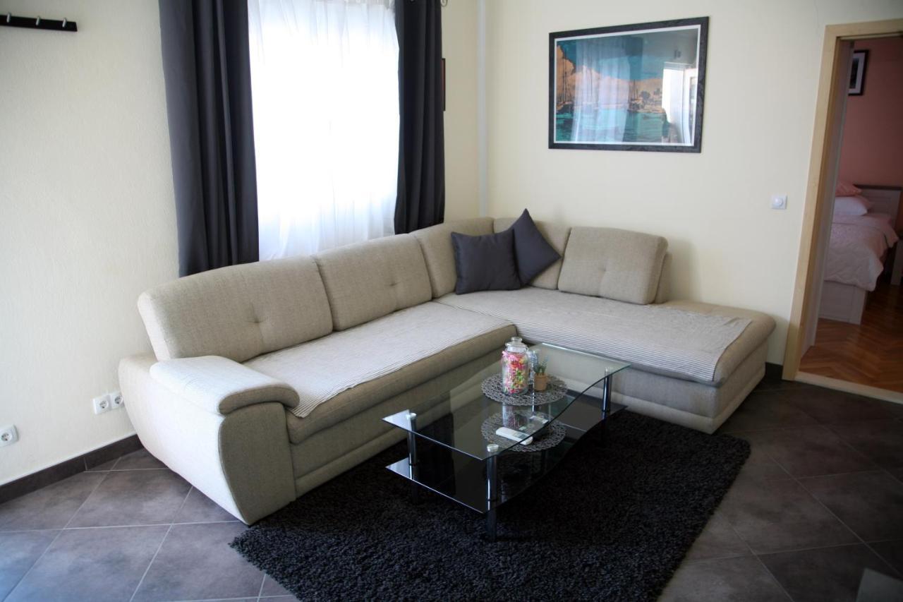 Apartment Del Mar Vinišće Dış mekan fotoğraf
