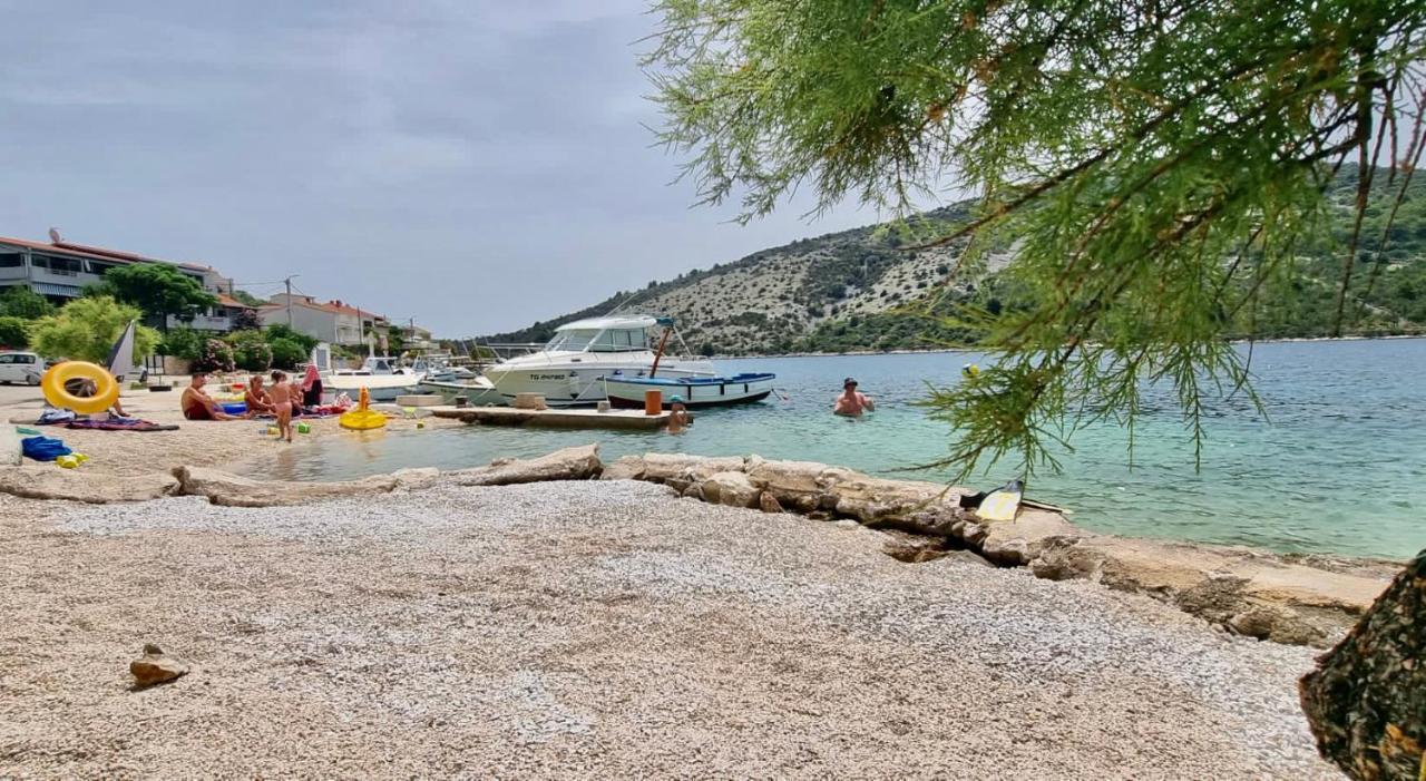 Apartment Del Mar Vinišće Dış mekan fotoğraf